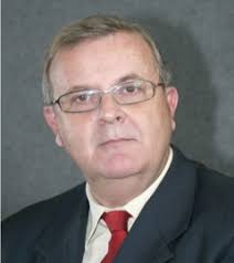 Perfil Biográfico de Paulo Garcia