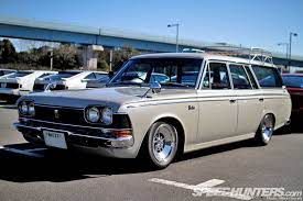 It was the first land cruiser to have fully enclosed box frame members. Pin On Definition Of Flyy