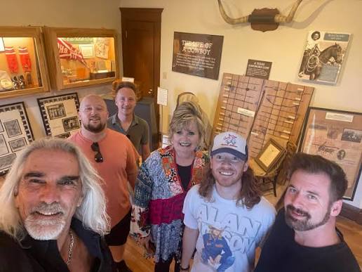 Guy Penrod | Me and the Band are out doing a concert in my old stomping  grounds, Roswell, New Mexico. We are at the beautiful historic society  of... | Instagram