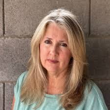 Kelley Petty's Instagram, Twitter & Facebook