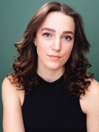 Beverly Skinner's Instagram, Twitter & Facebook