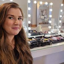 Now found, Thank you all 🥰* Can anyone recommend a good make up artist  please 🙏🏻