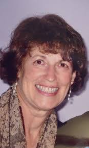 Carolyn Colombo's Instagram, Twitter & Facebook