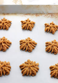 Gingerbread Spritz Cookies Are Buttery And Spiced With Classic Gingerbread Flavors In This Easily Shap Spritz Cookies Spritz Cookie Recipe Cookie Press Recipes