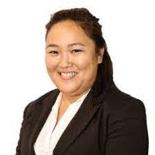 Marie Peat's Instagram, Twitter & Facebook