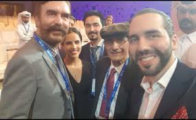 Selfie by President Nayib Bukele the President of El Salvador 🇸🇻 and  First Lady Gabriela Rodriguez 🇸🇻 @nayibbukele