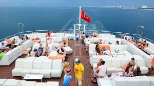 Catamaran Mobydick Gemisi Ile Hafta Sonlarina Ozel Bogaz Turu Ve Yuzme Keyfi Tukendi Firsat Me Yuzme Yaz Hafiz