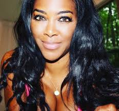 Atlanta Rumor Alert: Is Kenya Moore Married!?