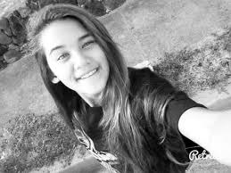 Acacia Brown's Instagram, Twitter & Facebook