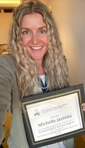 Jocelyn Hartley's Instagram, Twitter & Facebook