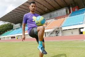 Persatuan bola sepak malaysia melantik eduardo manuel martinho braganza de vingada atau nelo vingada dari portugal selaku ketua jurulatih skuad bola sepak kebangsaan yang baru, dengan misi utama, membawa malaysia keluar daripada kemerosotan bola sepa. Syed Azmir Jurulatih Bola Sepak Berita Hiburan Beritaharian Sg