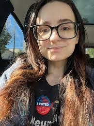 Madeline Neely's Instagram, Twitter & Facebook