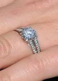 Zara phillips donned a gown by one of the monarch's favorite designers, stewart parvin, for her wedding. Zara Tindall Nee Phillips Engagement Ring The Ring Was Given To Miss Zara Phillips Currently Mrs Zara Tindall Granddaughte Bijoux Royaux Bijoux Mariage
