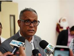 TO MUCH BAHAMIANS DYING PREMATURELY BECAUSE OF POOR LIFESTYLE HABBITS  Minister of Health and Wellness Dr. Michael Darville said