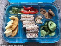 Mother Reveals The Mini Cookies In Her Child S Lunch Box Were Sent Home Daily Mail Online