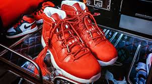 The Remade 400ml Clothing Collaborated For A Chinese New Year Aj11 Version Air Jordans Sneakers Custom Sneakers