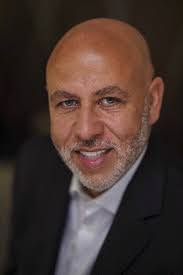 Adam Chetkowski's Instagram, Twitter & Facebook