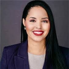 Tanya Capps's Instagram, Twitter & Facebook