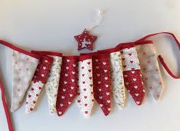 Guirlande De Noel 9 Fanions Decoration De Noel Fait Main Tissu Coeurs Cadeau De Noel In 2020