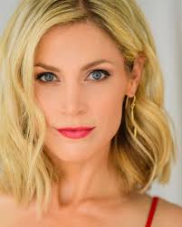 Portraits (Short 2006)