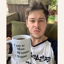 Happy Friday 🤪 #plantbased #plantbaseddietitian #veganmemes  #plantbasedmemes #veganhumor #vegancoffeeshop #vegancoffeelover