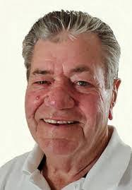 Leslie Bunn's Instagram, Twitter & Facebook