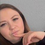 Cassandra Bachman's Instagram, Twitter & Facebook