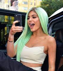 Kylie Jenner Shares The Secret Why Her App Is More Successful Than Her Sister Kim S Kylie Jenner Instagram Kylie Jenner Boyfriend Kylie Jenner Style