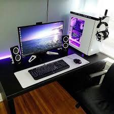Black And White Gaming Setup Gaming Desk Setup Video Game Rooms Best Gaming Setup