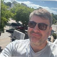 60+ perfiles de «Rochet»