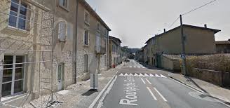 Justice Une Commune Condamnee A Supprimer Un Ralentisseur Non Conforme Les Voitures