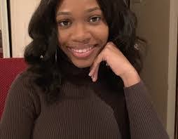 Shayna Joseph's Instagram, Twitter & Facebook