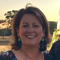 1900+ perfiles de «Philippa»