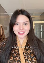 Masker Wajah Lea Gloria: Nostalgia 2020 dan 2025