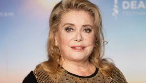 More news for catherine deneuve » Catherine Deneuve Die Filmikone Erlitt Einen Schlaganfall Bunte De