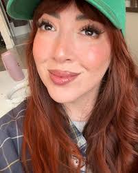 Jillian Paul's Instagram, Twitter & Facebook