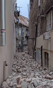 Trzęsienie ziemi o magnitudzie 6,4 nawiedziło we wtorek chorwację. Silne Trzesienie Ziemi W Chorwacji Wstrzasy Byly Odczuwalne Rowniez W Sasiednich Krajach Dobrapogoda24 Pl