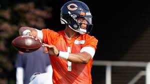 Chicago bears quarterback justin fields. Cz978ijjrv78em