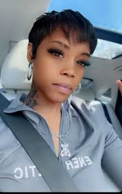 Did the BIG CHOP 🥰 Rickesha Prince slayed my hair so bad I love it. BOOK  HER!