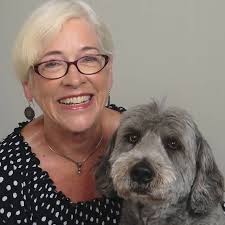 Bill Gates: Climate change advocate with a very high carbon footprint? 🛩️  Gates owns 4 private jets worth $194M, flying more than once a day