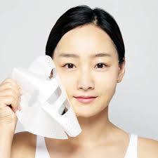 CELIMAX Выравнивающая тканевая маска с прополисом и пчелиным ядом Skin  Repair Bee Tox Therapy Mask