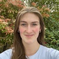 100+ ملفًا شخصيًا يحتوي على “Lily”