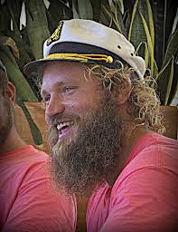 Alex Rust's Instagram, Twitter & Facebook