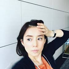 石田ゆり子 おしゃれまとめの人気アイデア pinterest shiho 石田ゆり子 石田ゆり子 ヘアスタイル 女性