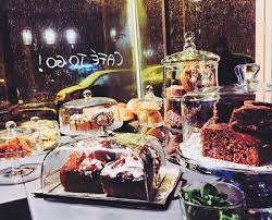Auf unserem blog ist der name programm. Kuchentheke Beinhaltet Auch Glutenfreie Und Vegane Kuchen Taglich Wechselnd Homemade Bild Von Mellow Yellow Cafe Frankfurt Am Main Tripadvisor