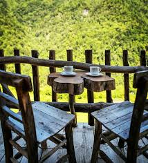 Yagmurun Sesii Bir Dag Evine Ciksa Yolum Bavul Dolusu Kitaplar Yaninda Huzur Diye Yudumladigim Fincanlar Karsilasa Ben Cozy Place Bar Table Grid Architecture