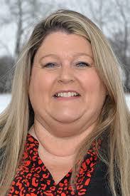 Amanda Burdine's Instagram, Twitter & Facebook