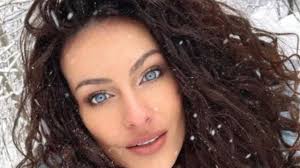 Email us to provide more details. Paola Turani Eyes Of Ice I Only Enter This Way Photo Code List