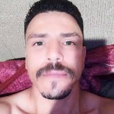 Follow @miguelarmandocorr