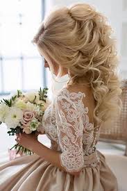 Pretty Half Up Half Down Hairstyle For Beautiful Brides Updo Hair Makeup Bridetobe Bridalhair Braides Hair Styles Wedding Hairstyles Long Hair Styles